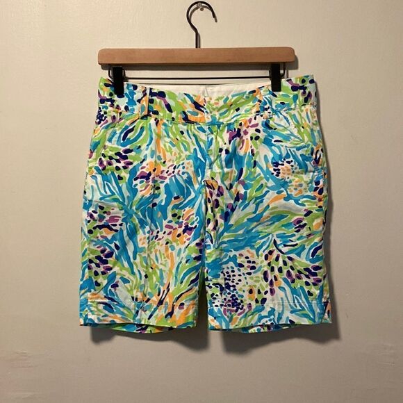 Lilly Pulitzer Pants - Lilly Pulitzer Multicolor Sea Soire The Chipper Bermuda Shorts Size 2